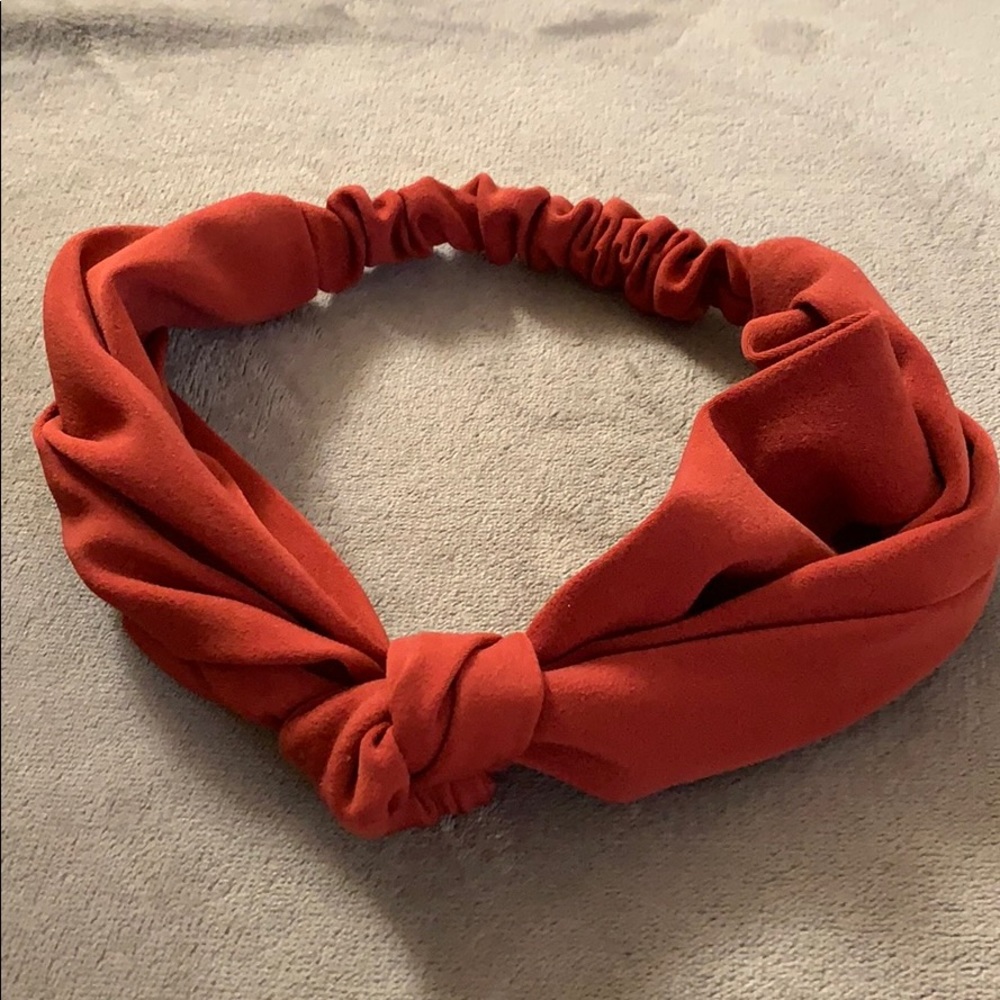 Headband - Picture 1 of 2